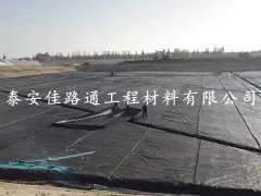 污水處理池鋪設(shè)防滲土工膜需要注意的問(wèn)題