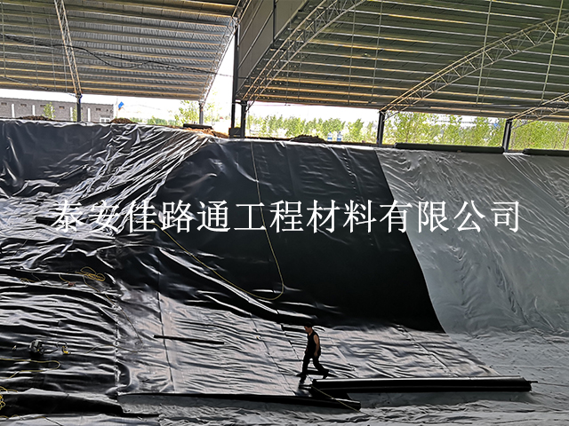 雨季須關注防滲膜基本施工措施