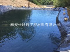 魚塘防滲膜頂破能力測試：探索新材料的堅韌與