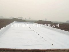 垃圾填埋場防滲膜鋪設效率提升技巧：創新引領